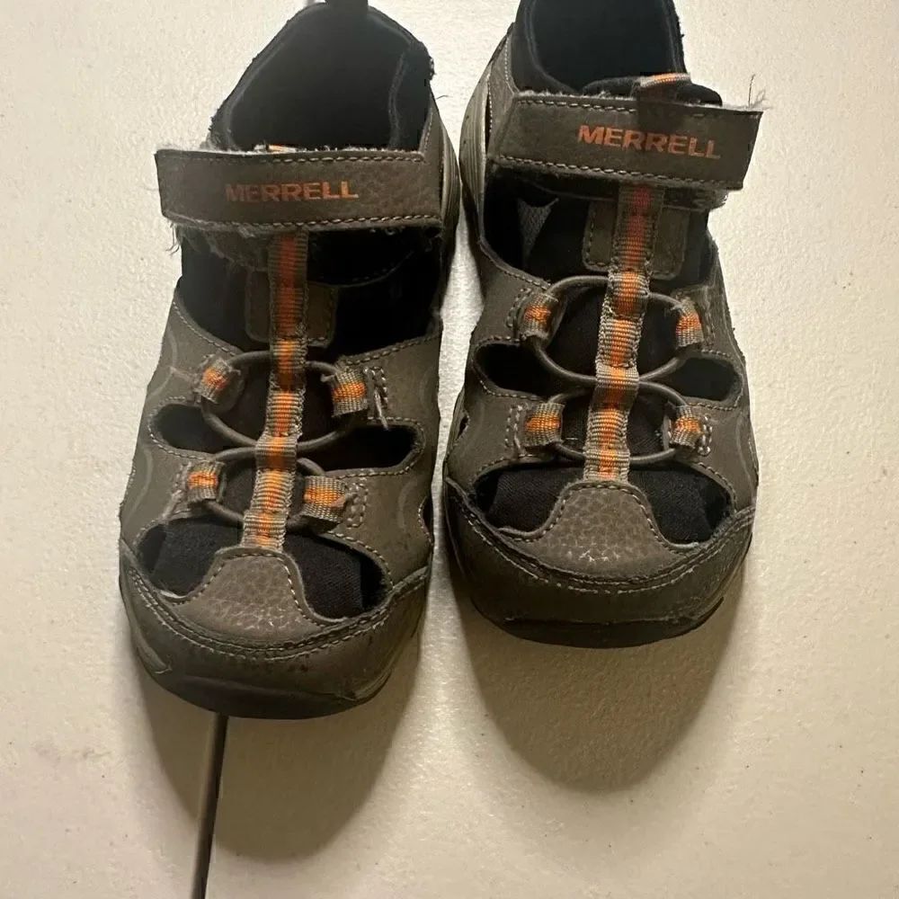 Merrell youth outdoor hiking shoes sandals 12